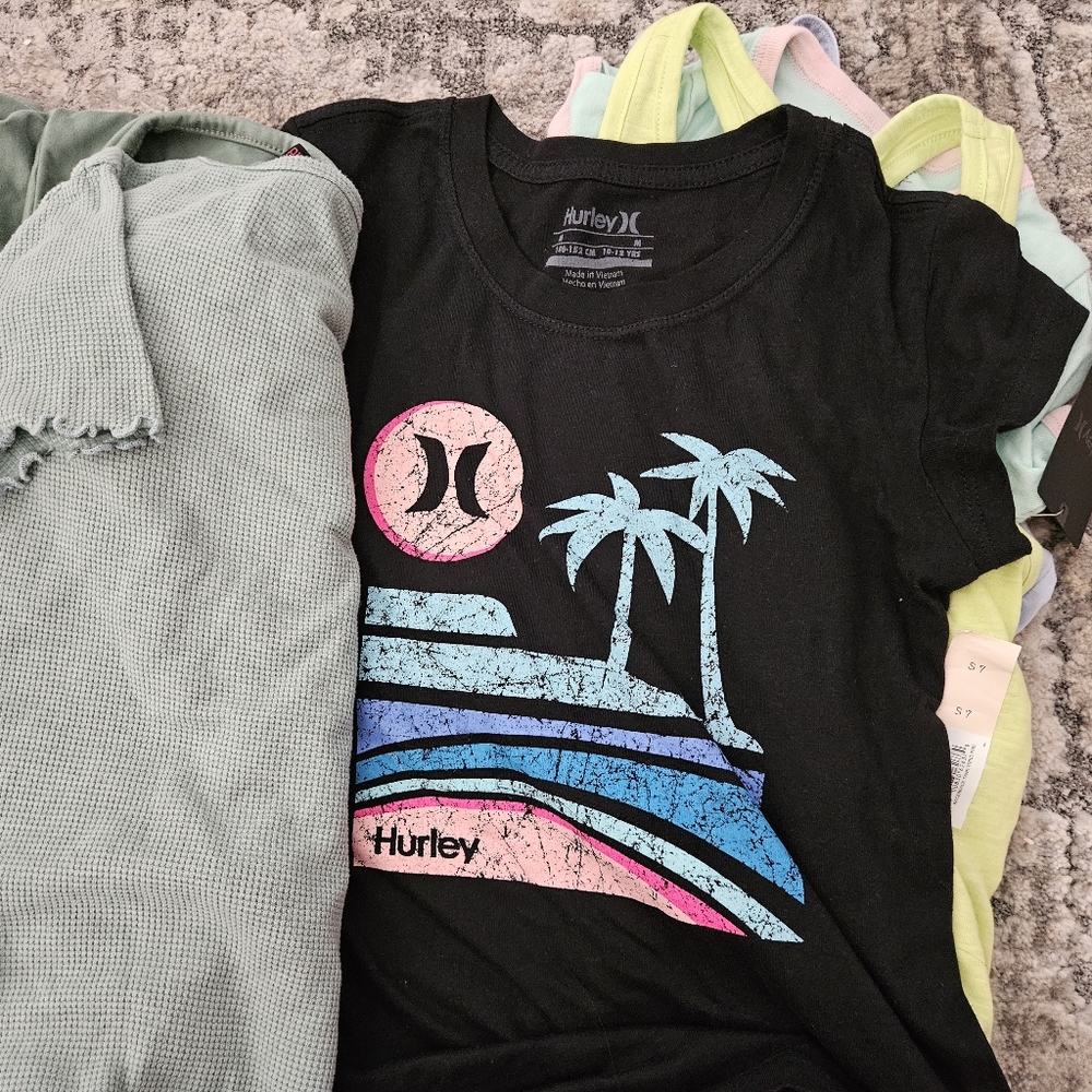 bundle lot of 11  girl shirts - Picture 9 of 9
